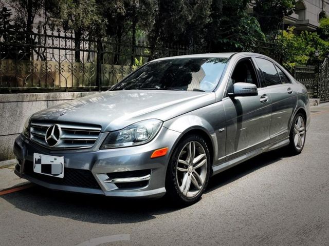 Mercedes-Benz/賓士 C250  第2張相片