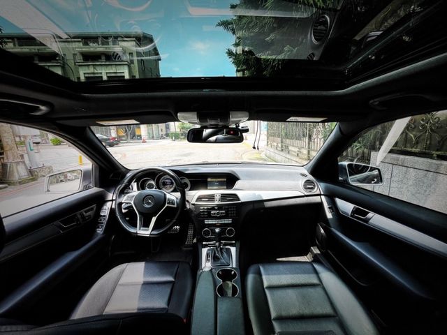 Mercedes-Benz/賓士 C250  第6張相片