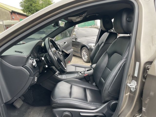Mercedes-Benz/賓士 A-CLASS  第10張相片