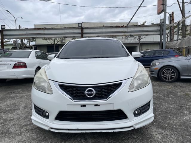 Nissan Tiida  第1張相片