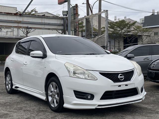 Nissan Tiida  第3張相片