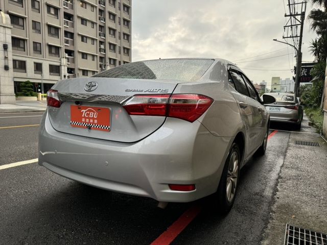 Toyota ALTIS  第8張相片