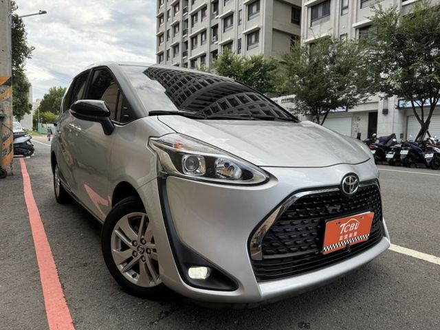 Toyota SIENTA  第4張相片