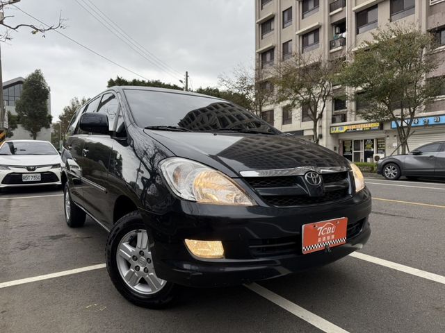 Toyota Innova  第1張相片