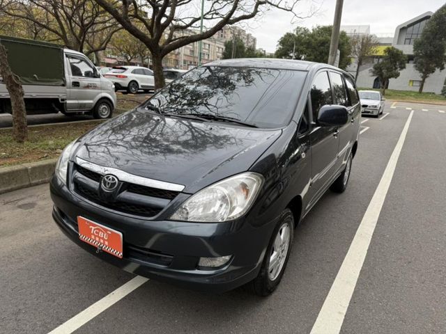 Toyota Innova  第2張相片
