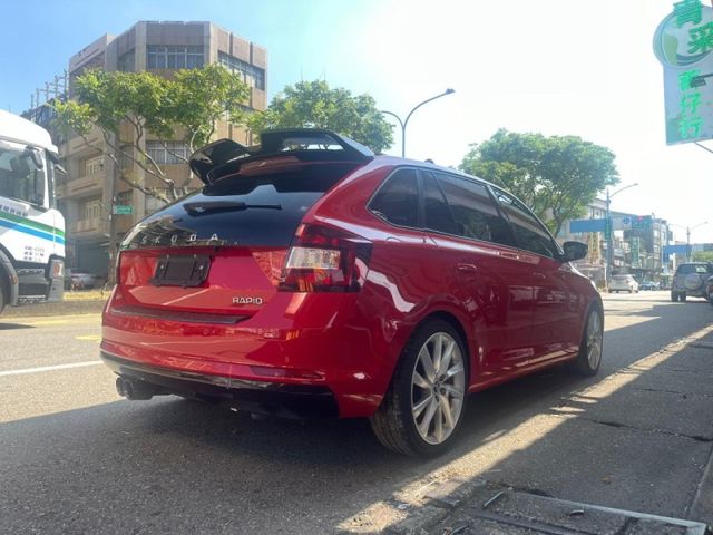 Skoda Rapid  第4張相片