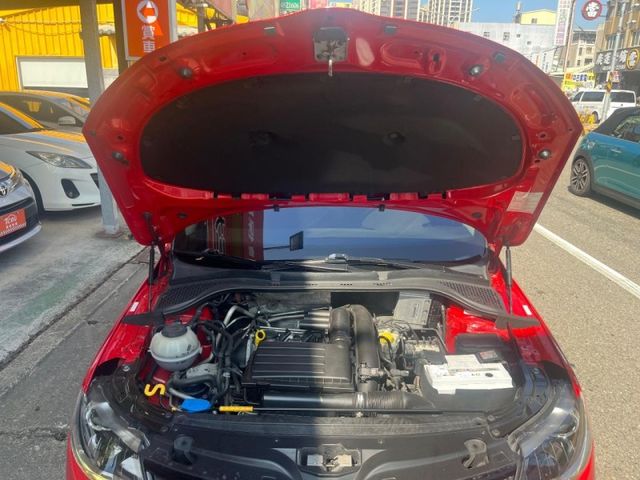 Skoda Rapid  第6張相片