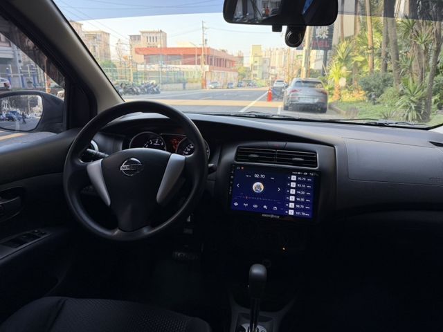 Nissan Livina  第1張相片