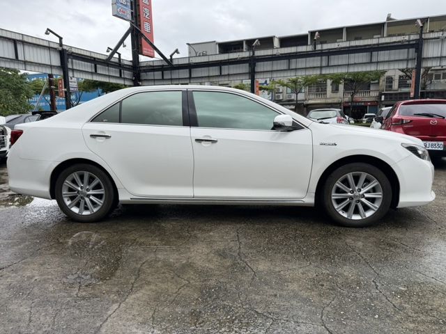 2014年豐田CAMRY 2.5HYBRID(白)  第6張相片