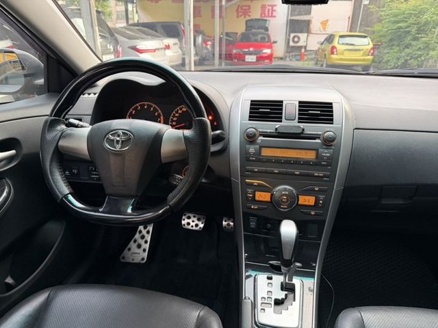 2013年豐田ALTIS 1.8E版(銀)  第1張相片