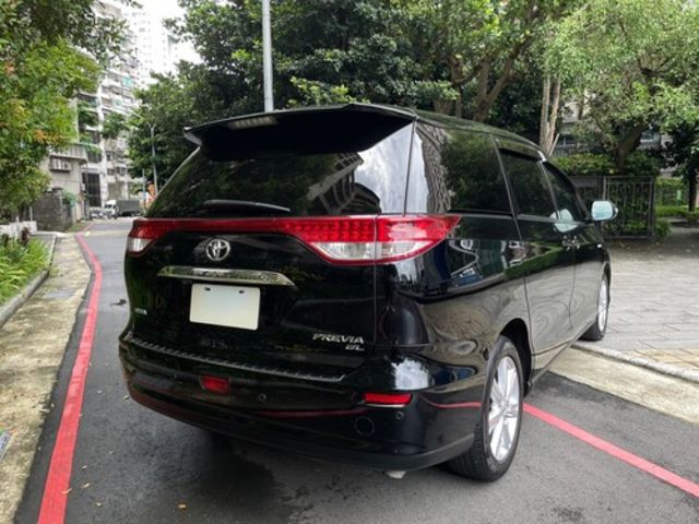TOYOTA豐田 PREVIA  第3張相片