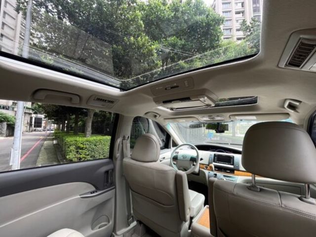 TOYOTA豐田 PREVIA  第12張相片