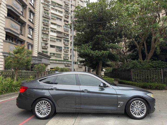 BMW寶馬 320 GT  第3張相片