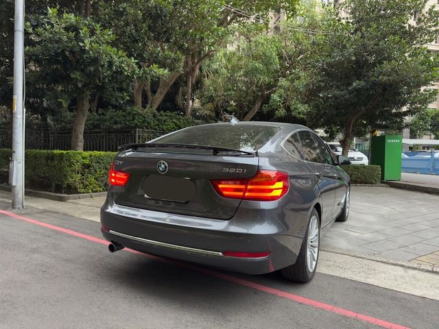BMW寶馬 320 GT  第5張相片