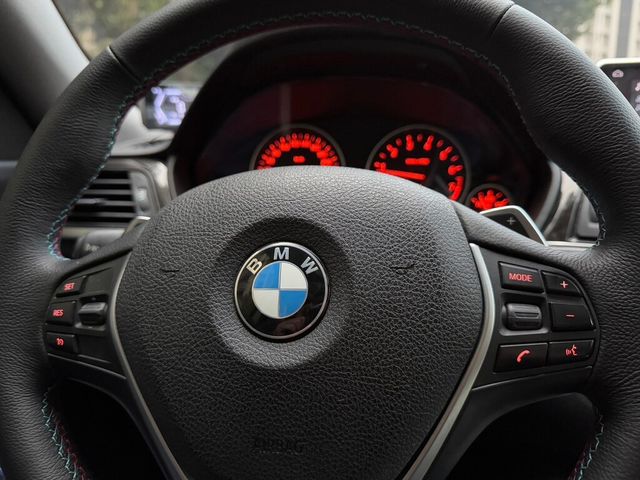 BMW寶馬 320 GT  第9張相片