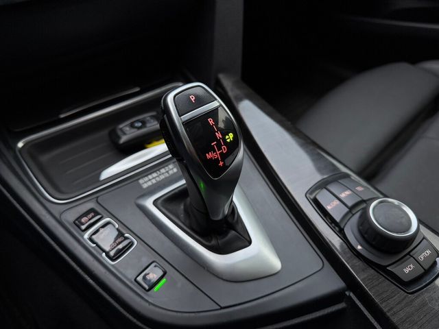 BMW寶馬 320 GT  第13張相片