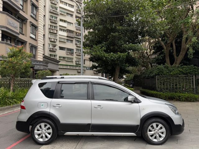 NISSAN日產 LIVINA  第5張相片