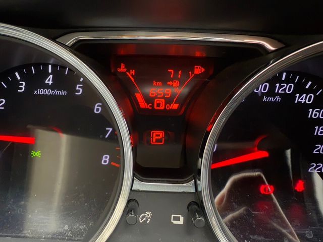 NISSAN日產 LIVINA  第6張相片