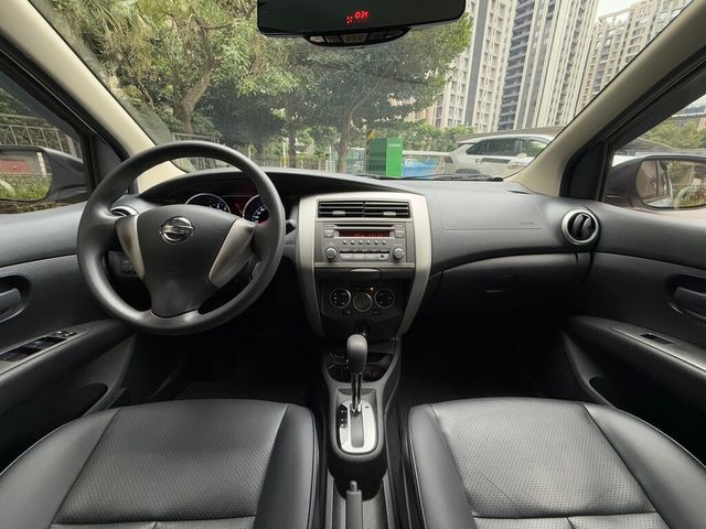 NISSAN日產 LIVINA  第7張相片