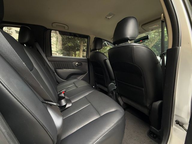 NISSAN日產 LIVINA  第14張相片