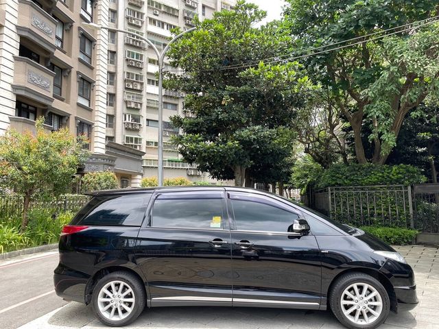 TOYOTA豐田 PREVIA  第5張相片