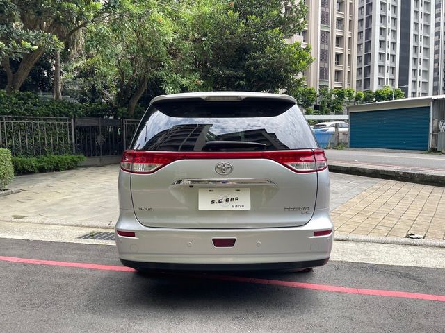 TOYOTA豐田 PREVIA  第4張相片