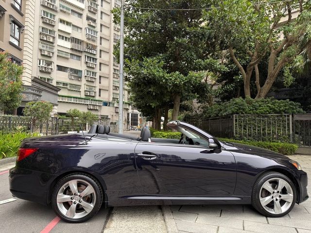 LEXUS凌志 IS250c  第3張相片