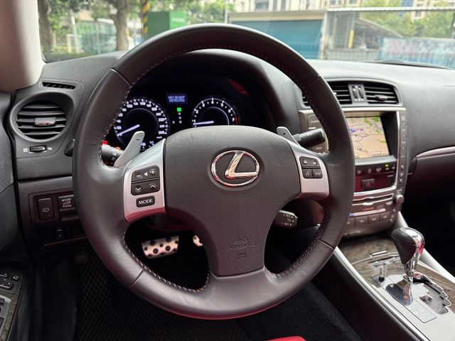 LEXUS凌志 IS250c  第13張相片