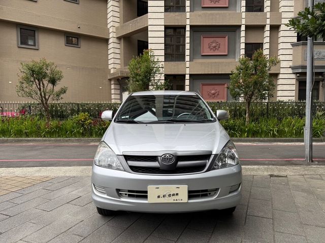 TOYOTA豐田 INNOVA  第3張相片