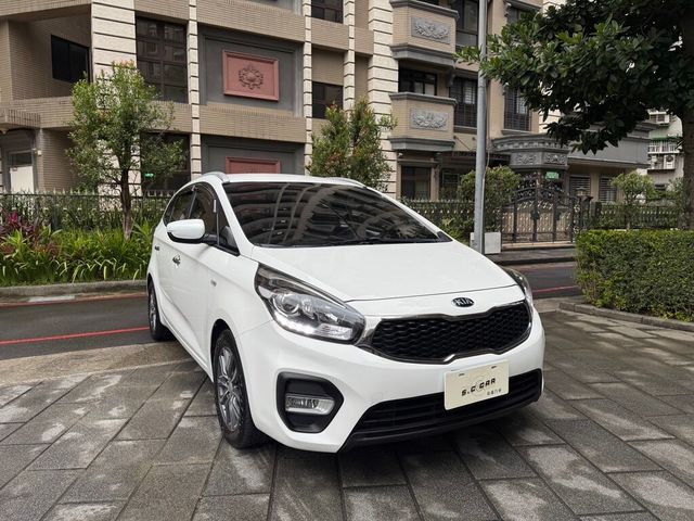 KIA起亞 CARENS  第1張相片