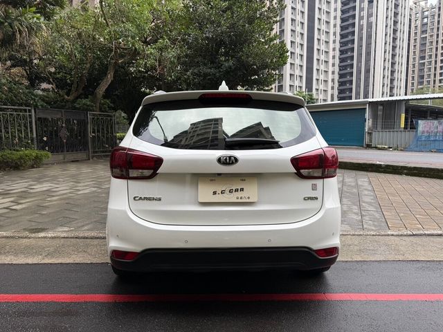 KIA起亞 CARENS  第4張相片
