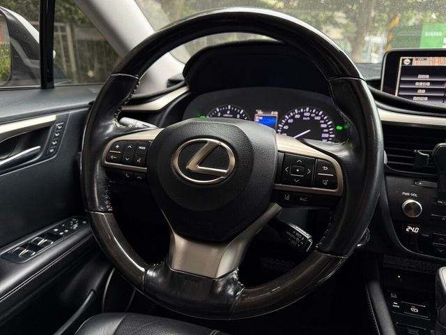 LEXUS凌志 RX200T  第8張相片