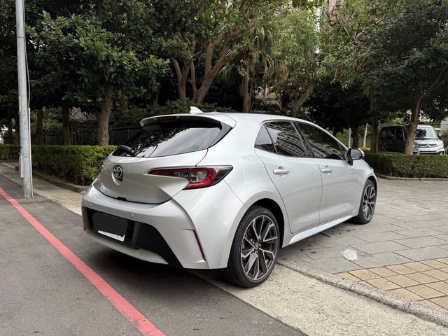 TOYOTA豐田 AURIS  第2張相片