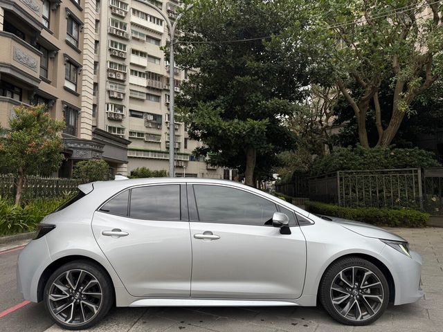 TOYOTA豐田 AURIS  第5張相片