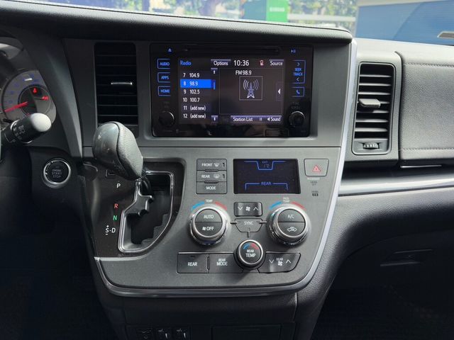 TOYOTA豐田 SIENNA  第11張相片