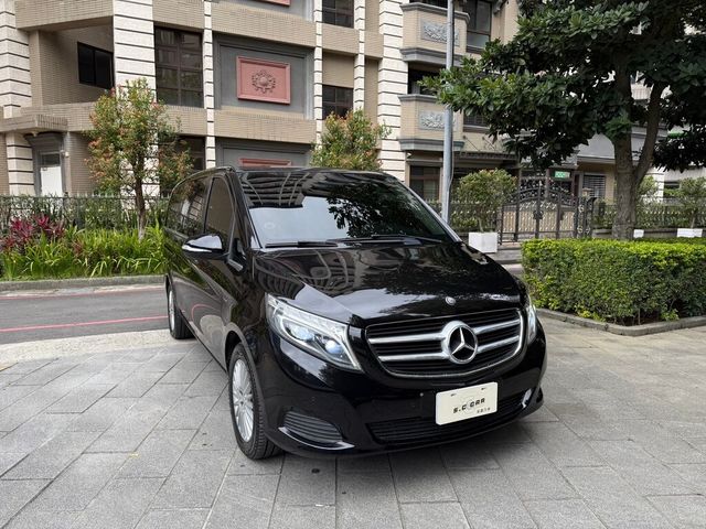 M-BENZ賓士 V250 D  第1張相片
