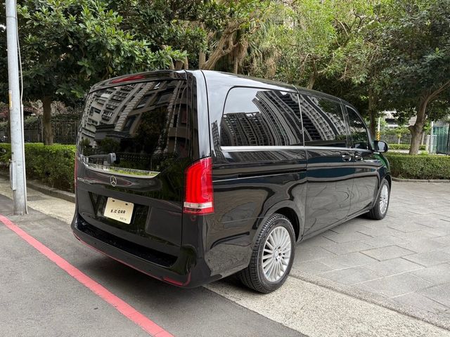 M-BENZ賓士 V250 D  第2張相片