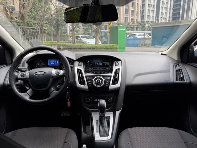 FORD福特 FOCUS  第13張相片
