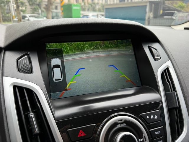 FORD福特 FOCUS  第17張相片