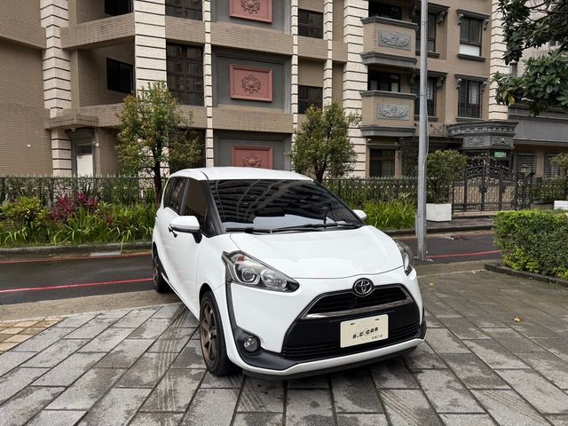 TOYOTA豐田 SIENTA  第1張相片
