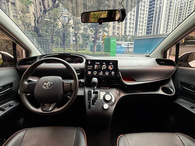 TOYOTA豐田 SIENTA  第13張相片