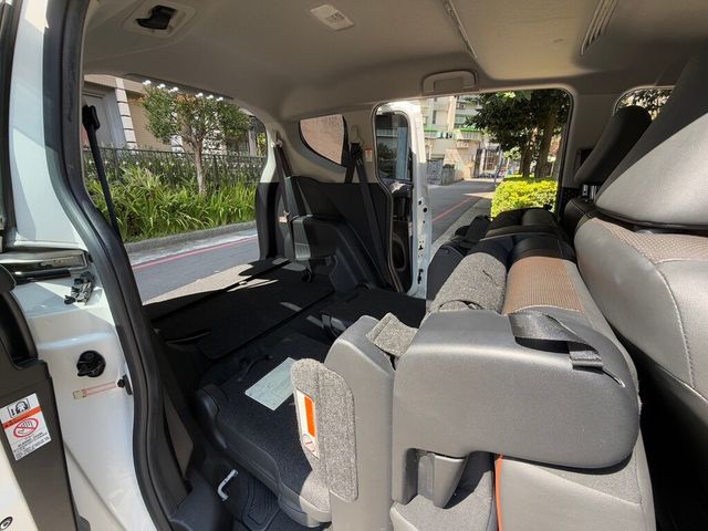 TOYOTA豐田 SIENTA  第37張相片