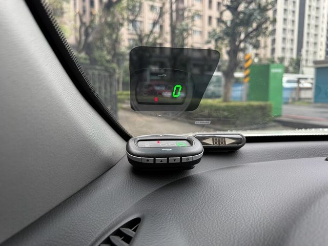 TOYOTA豐田 RAV4  第23張相片