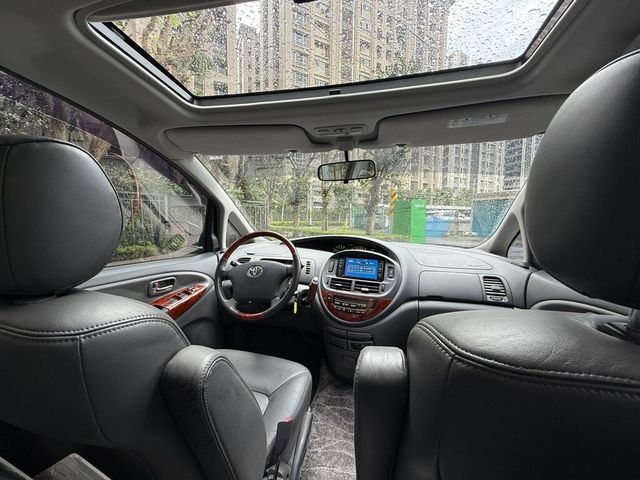 TOYOTA豐田 PREVIA  第21張相片