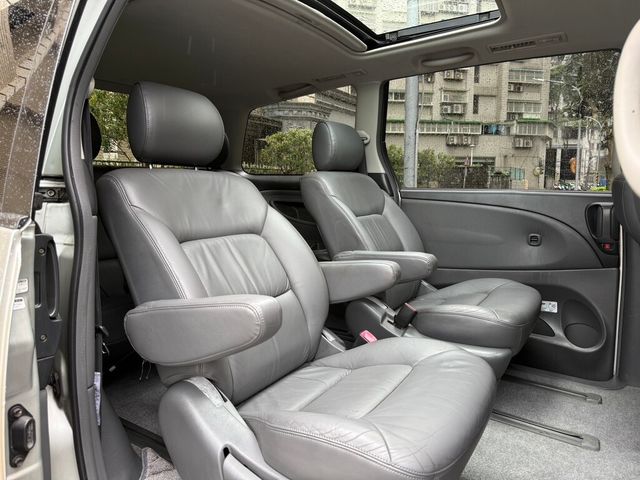TOYOTA豐田 PREVIA  第23張相片