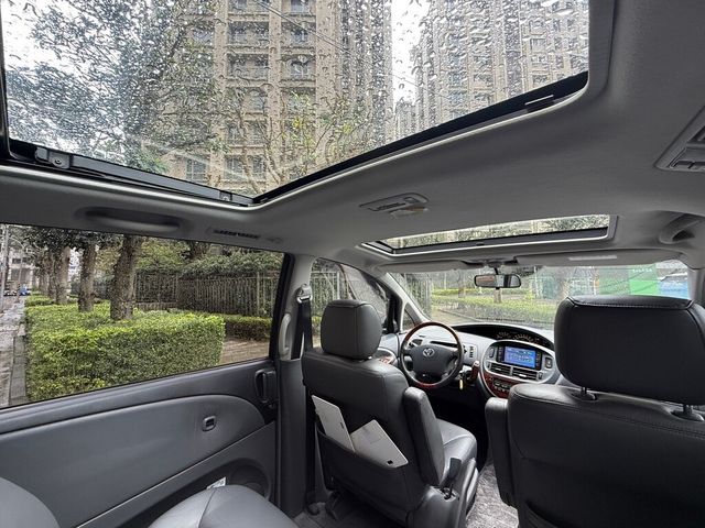 TOYOTA豐田 PREVIA  第27張相片