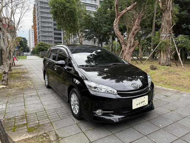 TOYOTA豐田 WISH  第1張相片