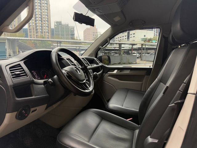 VOLKSWAGEN福斯 T6 CARAVELLE  第9張相片