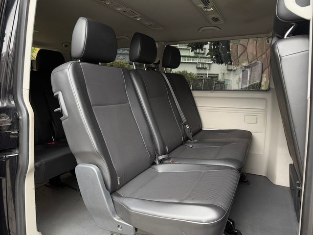 VOLKSWAGEN福斯 T6 CARAVELLE  第12張相片