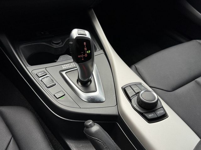 BMW寶馬 116I  第11張相片